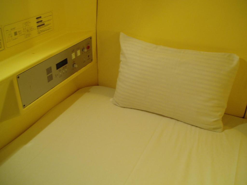 Capsule Hotel & Sauna Ikebukuro Plaza Tóquio Quarto foto