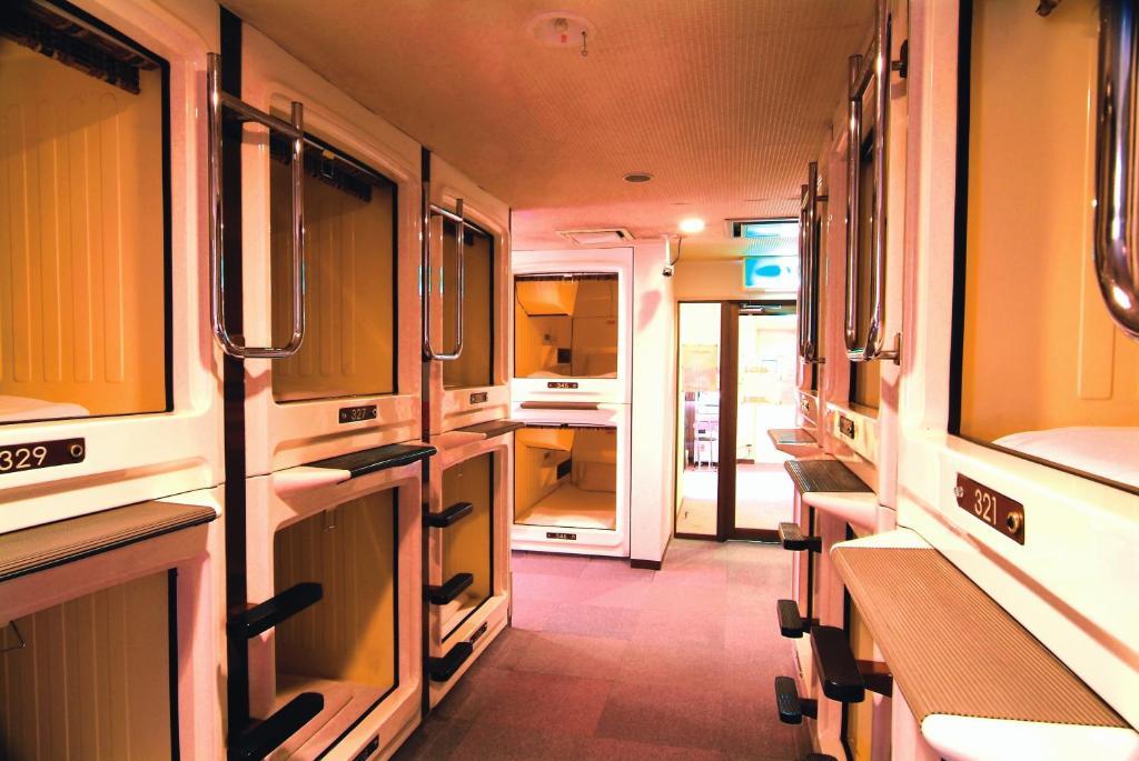 Capsule Hotel & Sauna Ikebukuro Plaza Tóquio Quarto foto