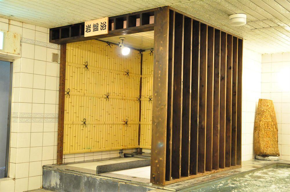 Capsule Hotel & Sauna Ikebukuro Plaza Tóquio Exterior foto